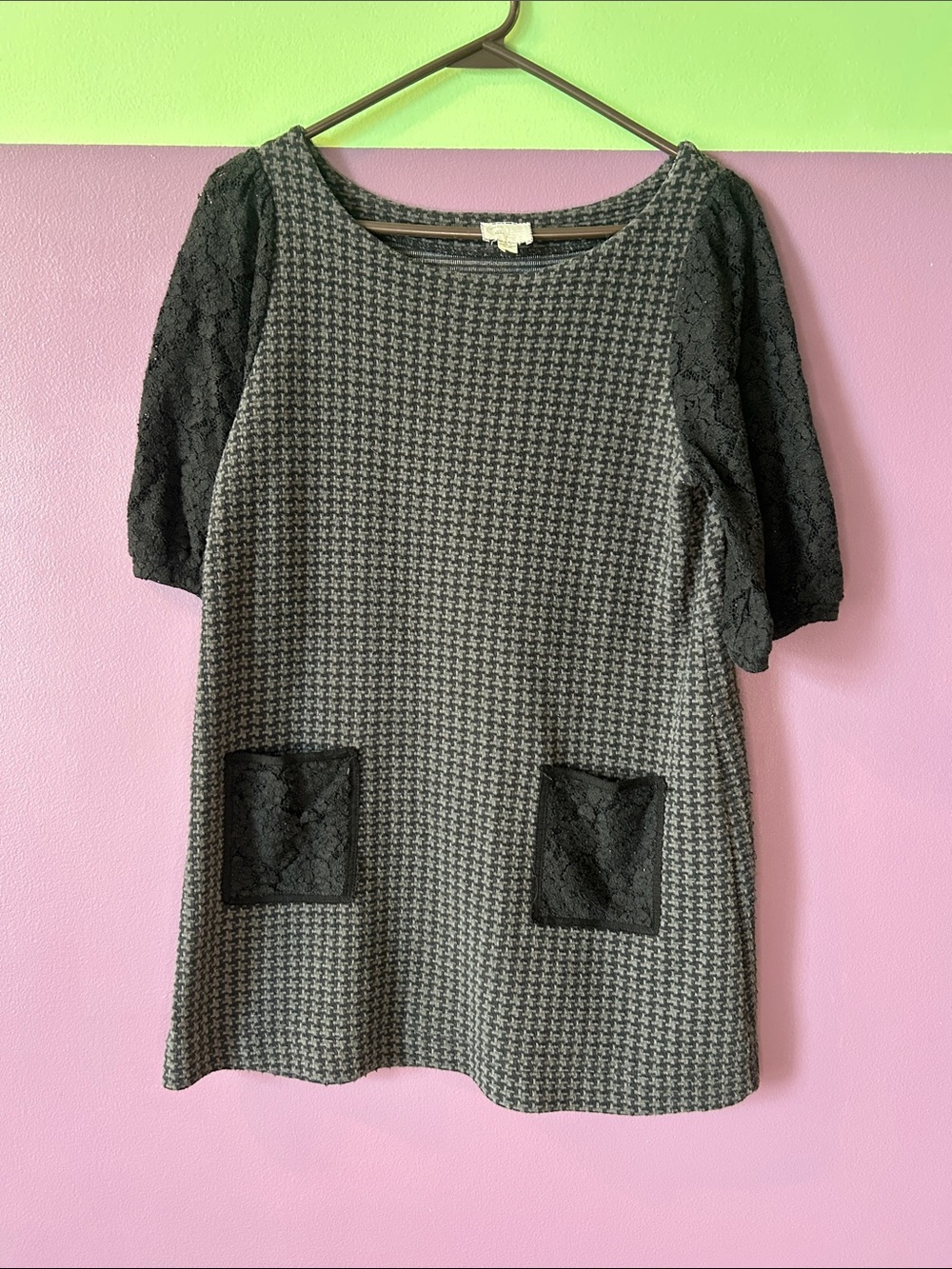 Houndstooth Midi Dress with Black Lace Sleeves